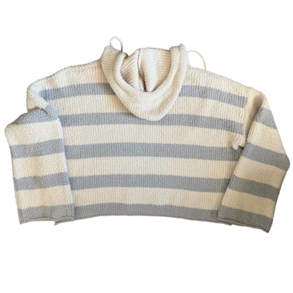 Cozy Striped Sweater with hood - Cream and Gray/blue - Picture 2 of 5